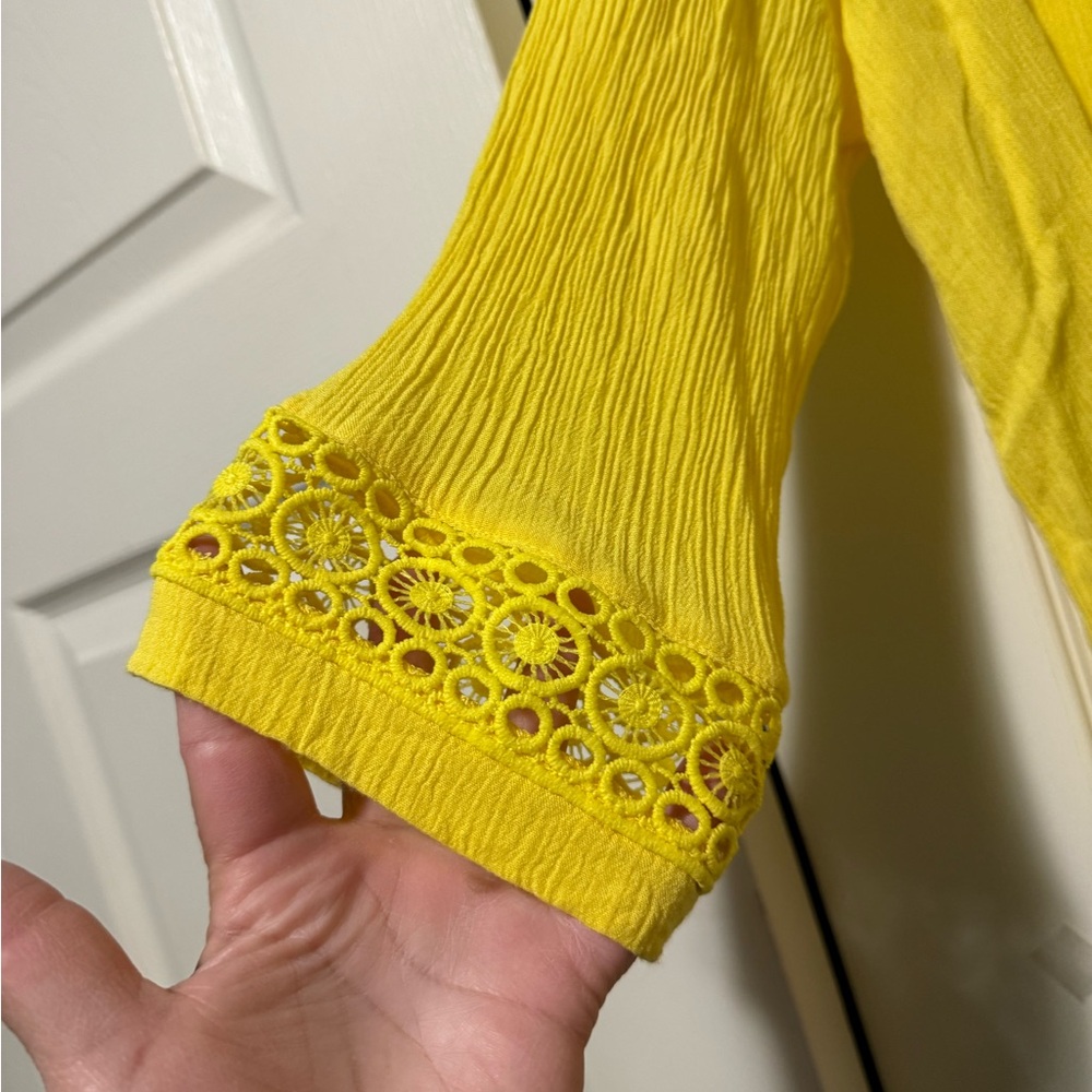 Sunny Yellow Floral Blouse - Picture 4 of 11